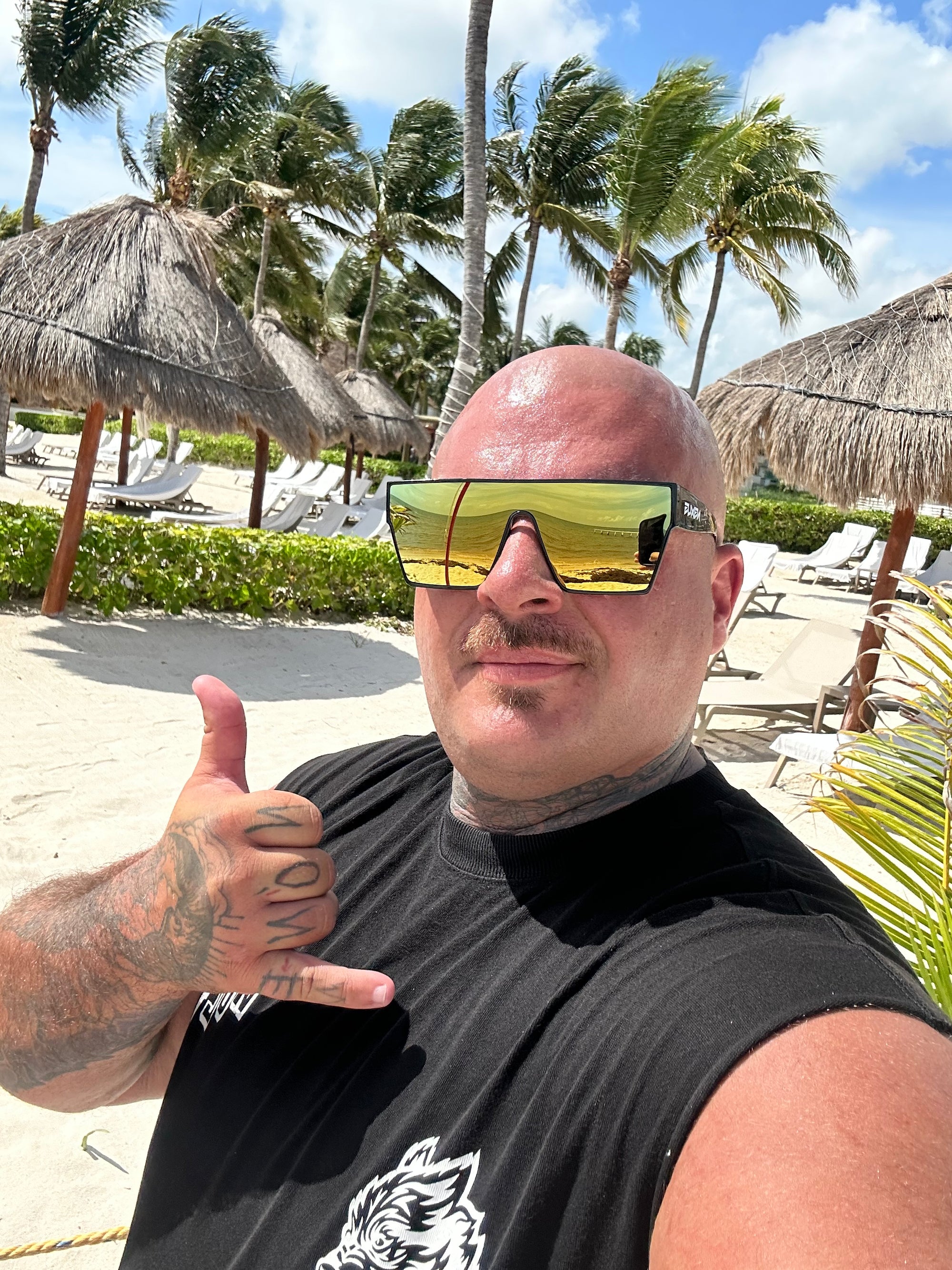 COSMOS UV/400 G0LD3N SH0WER